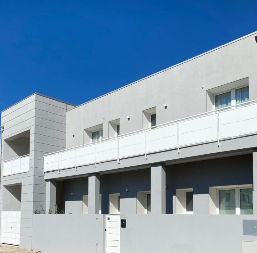 Luma10 Apartment Олбия Екстериор снимка