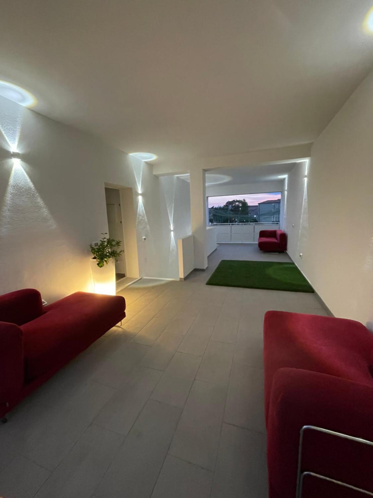 Luma10 Apartment Олбия Екстериор снимка