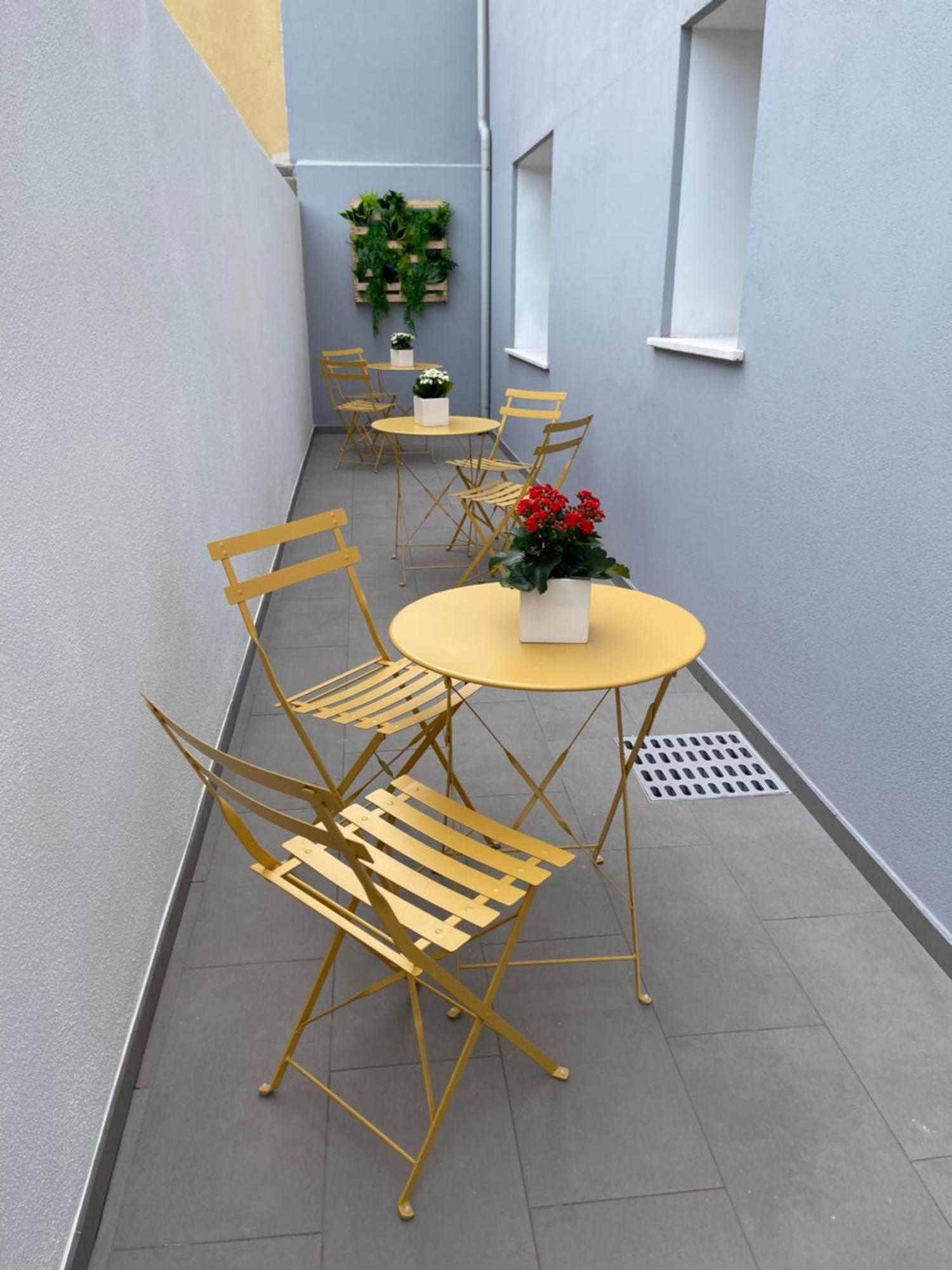 Luma10 Apartment Олбия Екстериор снимка