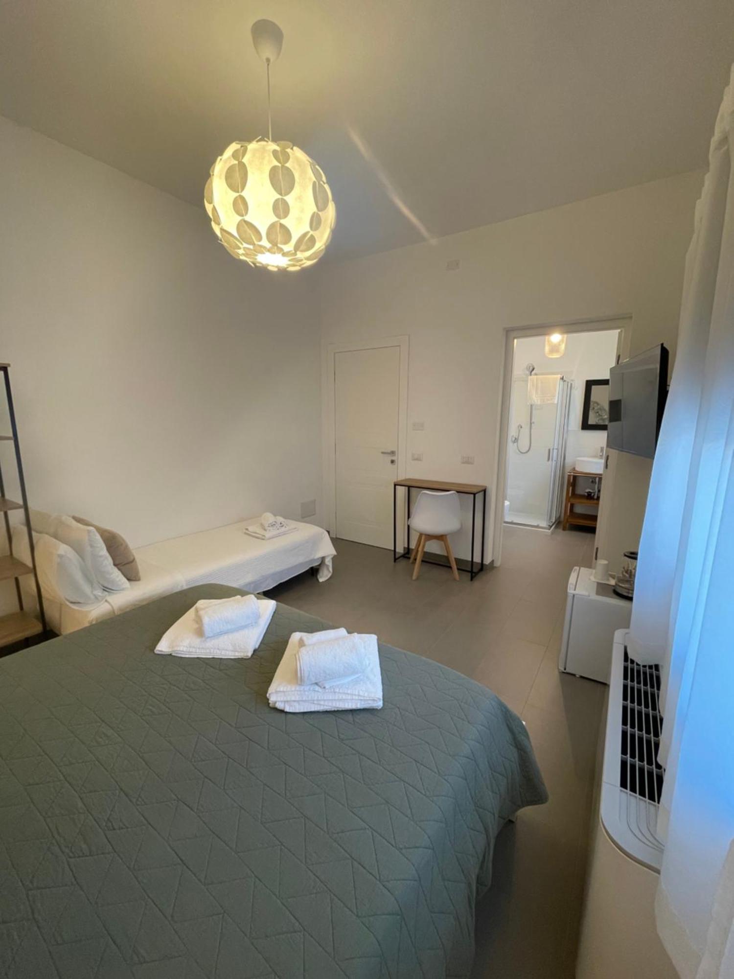 Luma10 Apartment Олбия Екстериор снимка