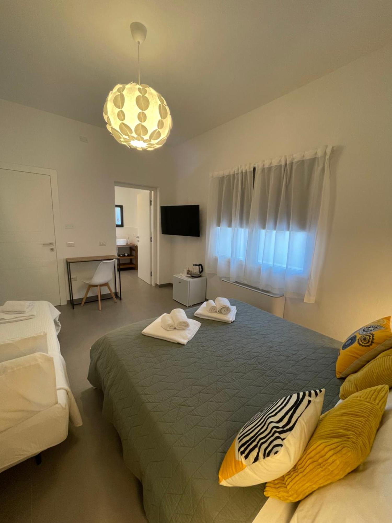 Luma10 Apartment Олбия Екстериор снимка