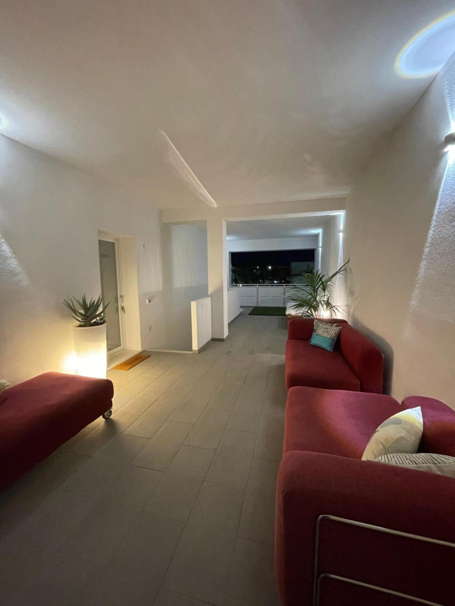 Luma10 Apartment Олбия Екстериор снимка